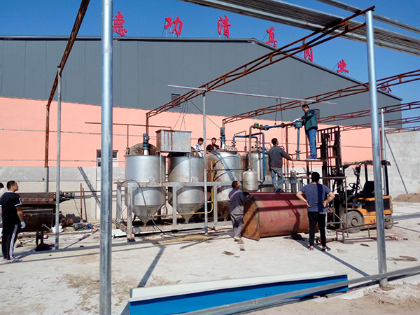 河（hé）北滄州（zhōu）牛油加工設（shè）備安裝現場